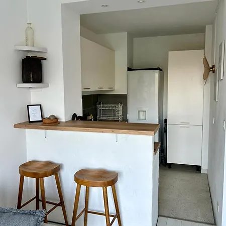 De La Gare De * Troyes